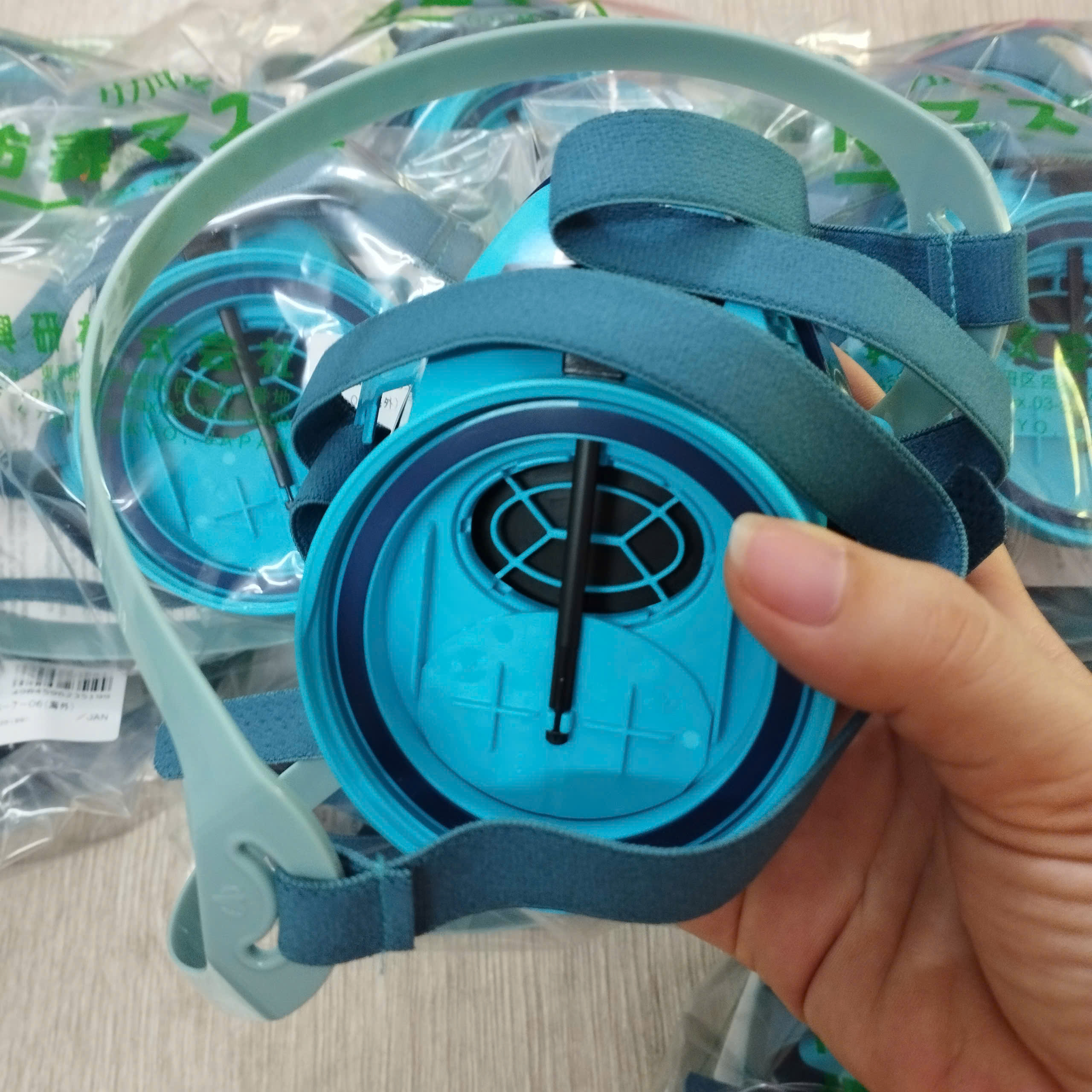 mặt nạ phòng độc chính hãng